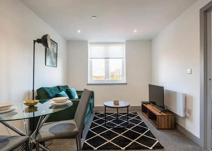 Cosy 1 Bed Flat In Apartment